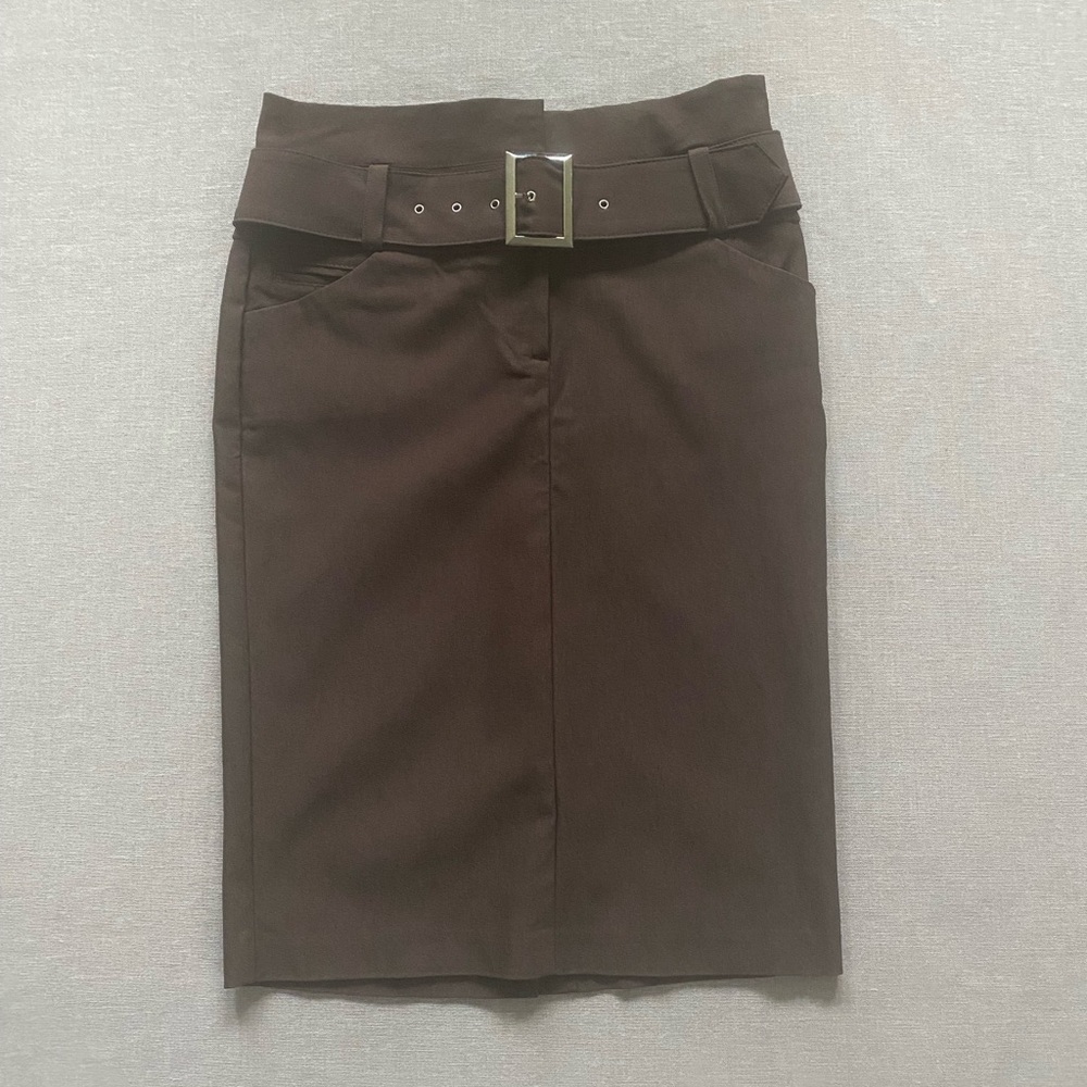 Geri C. vintage 90s workwear academic brown office pencil skirt with belt.